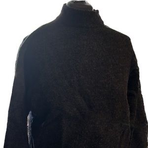 United colors of Benetton charcoal, gray 100% Shetland wool sweater